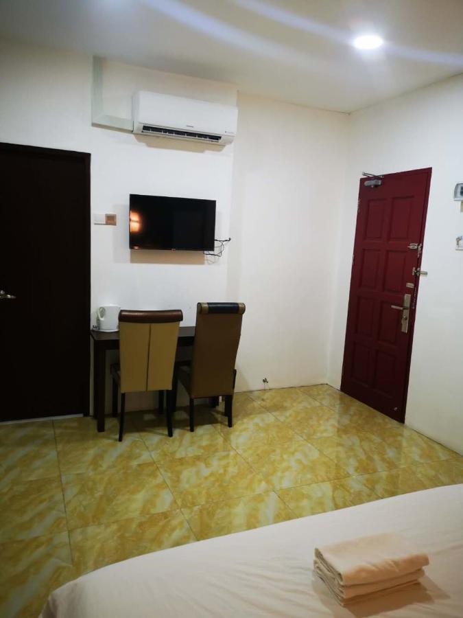 Comfort Inn Sibu Kültér fotó